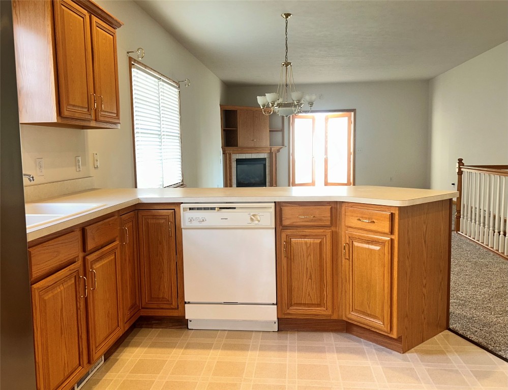 6480 Meadowland Circle, Erie, Pennsylvania image 8