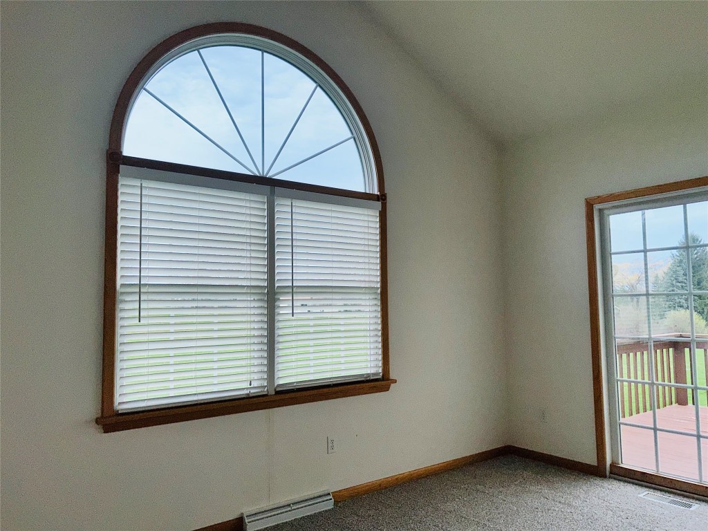 6480 Meadowland Circle, Erie, Pennsylvania image 24