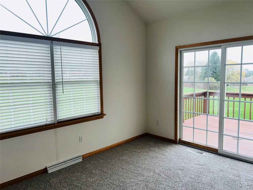 6480 Meadowland Circle, Erie, Pennsylvania image 23