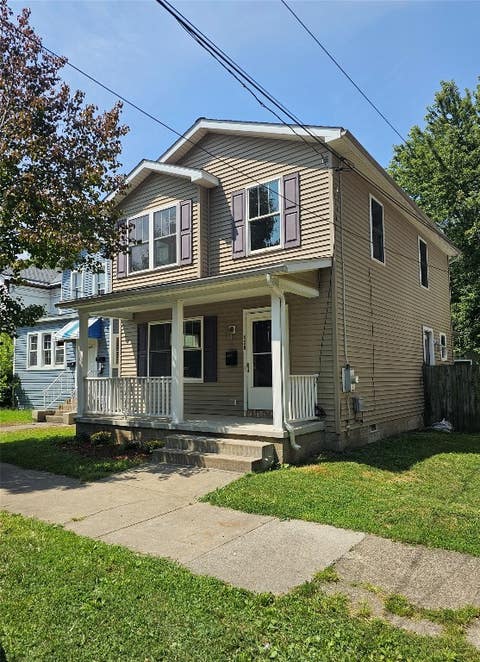 Photo for 420 W 17TH Street