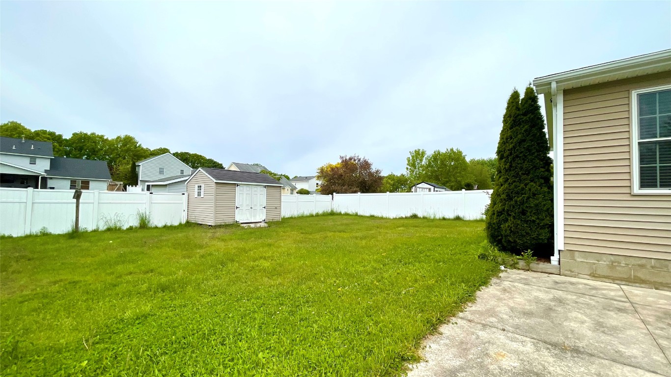 2906 N Birch Run, Erie, Pennsylvania image 24