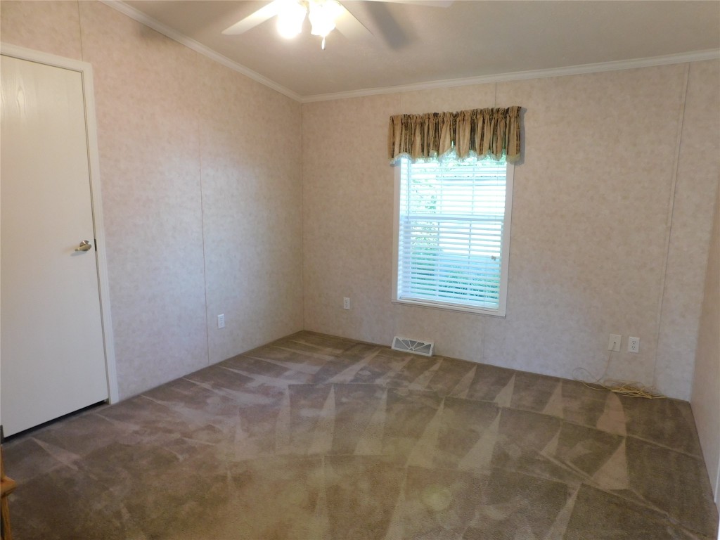 8223 Timberwood Lane, Erie, Pennsylvania image 11