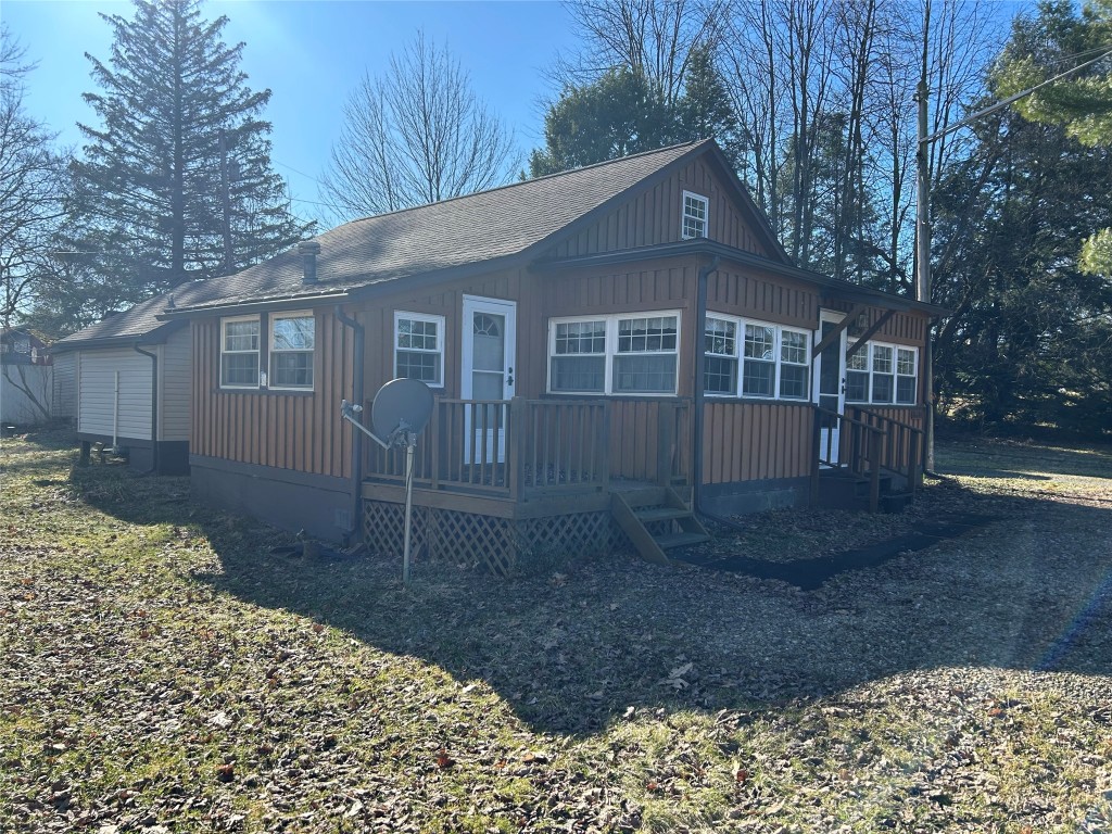 10689 Glenn Boulevard, Conneaut Lake, Pennsylvania image 2