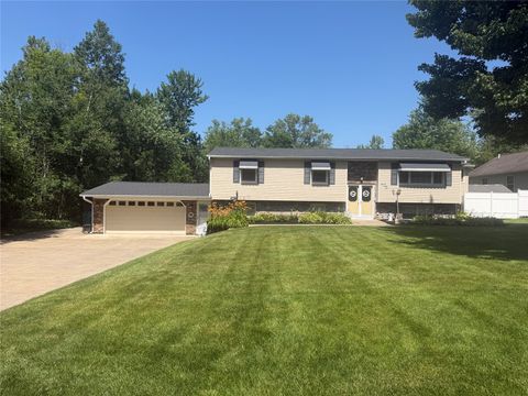 Homes For Sale - 1131 Fair Avenue<br/> Erie, PA 16511