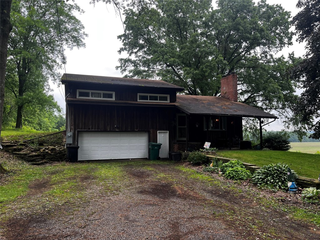 8600 Harmonsburg Road, Linesville, Pennsylvania image 1