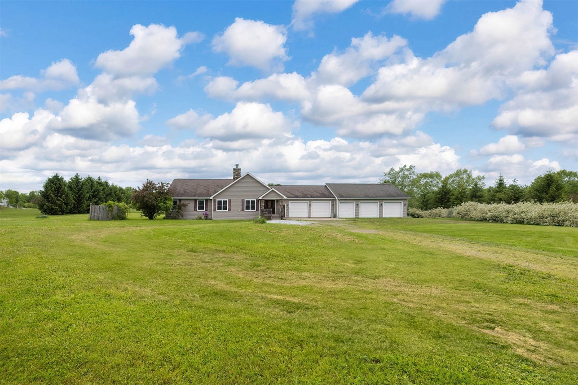 8730 Peffer Road, Fairview, Pennsylvania image 2