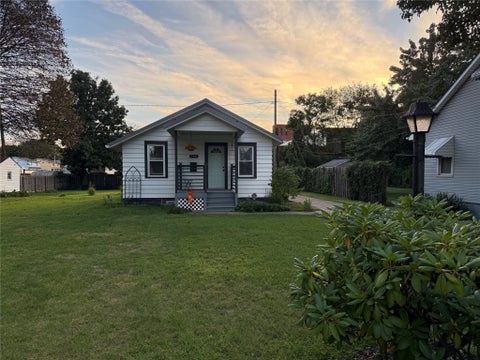 Homes For Sale - 944 Delaware Avenue<br/> Erie, PA 16505