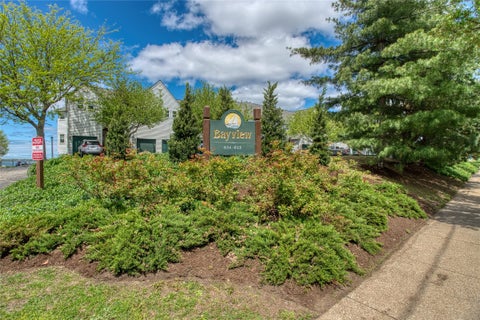 Photo for 612 W 2ND Street 102