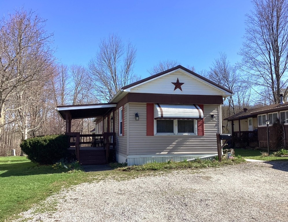 13 Circle Drive, Albion, Pennsylvania image 1