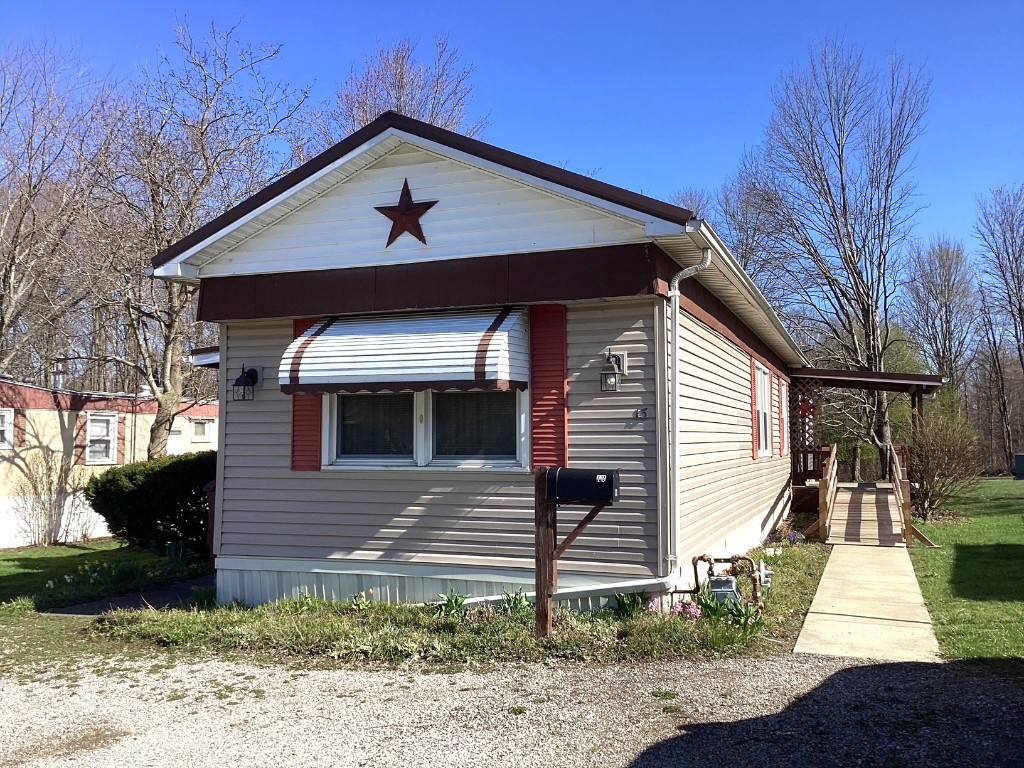 13 Circle Drive, Albion, Pennsylvania image 2