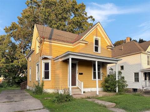 Homes For Sale - 2709 Liberty Street<br/> Erie, PA 16508