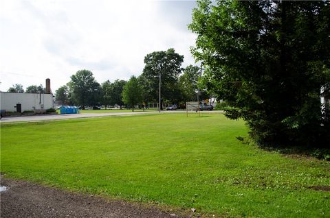 Vacant Land For Sale - E 3rd Street<br/> Waterford, PA 16441