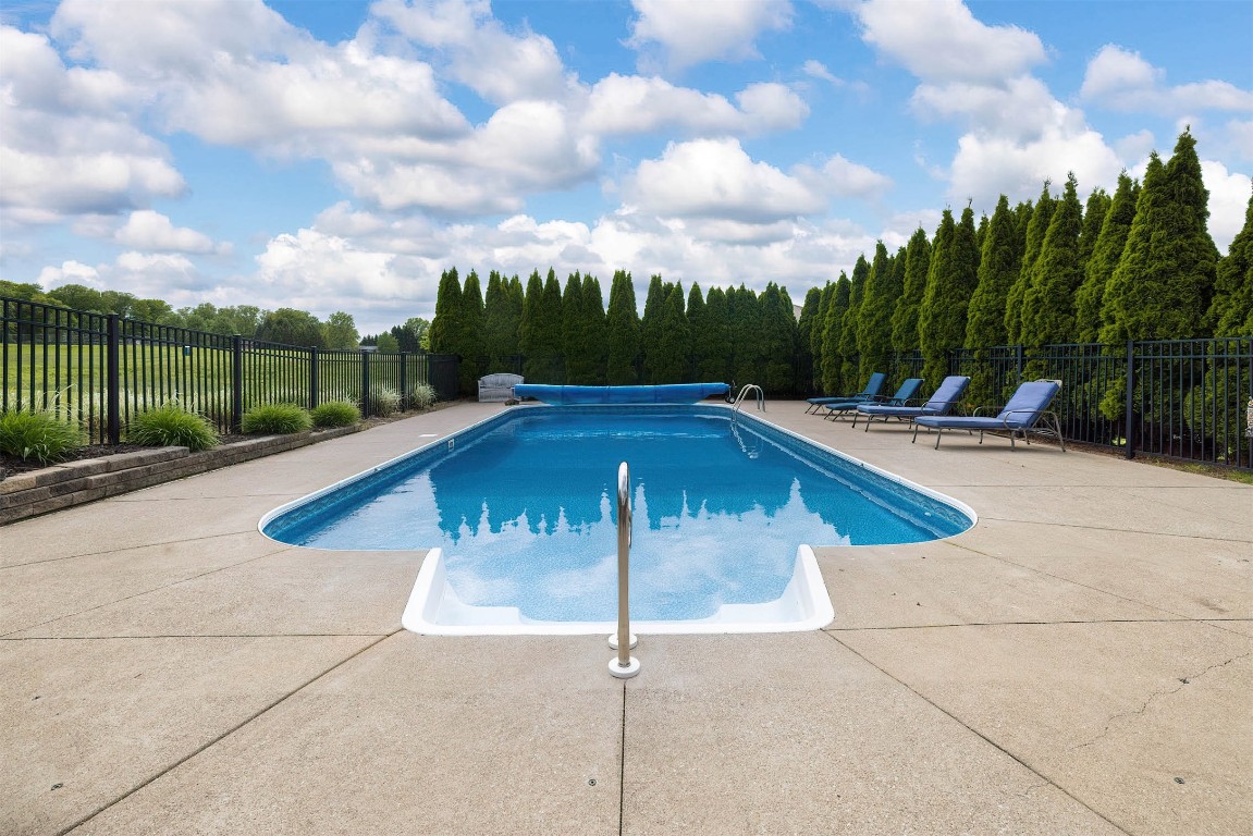 6018 Pebble Creek Drive, Fairview, Pennsylvania image 38