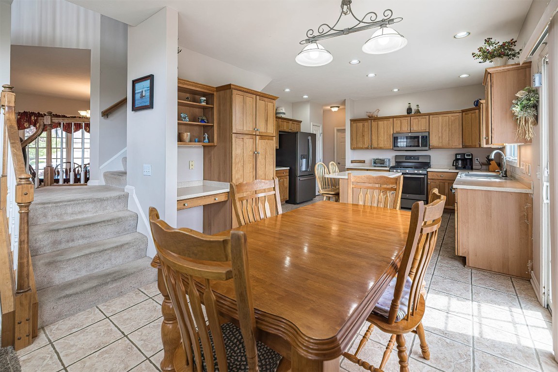 6018 Pebble Creek Drive, Fairview, Pennsylvania image 18