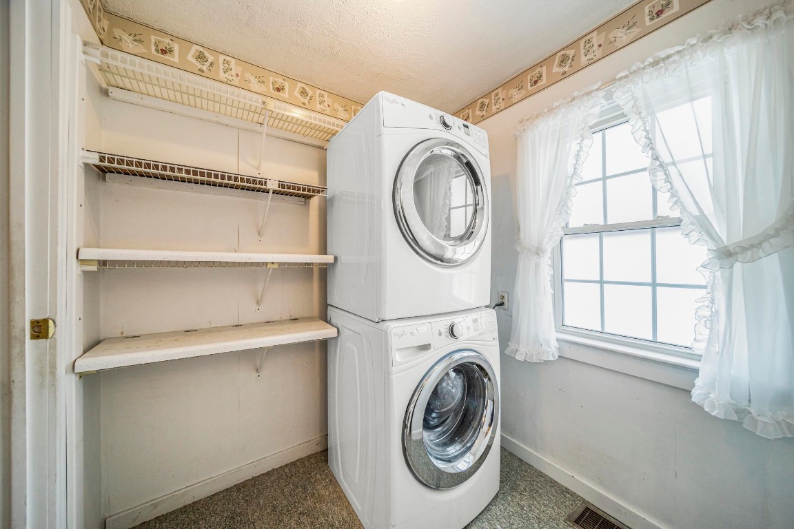 Erie, Pennsylvania 16508, United States, 3 Bedrooms Bedrooms, ,1 BathroomBathrooms,Residential,Active,257082