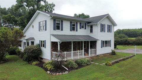 Homes For Sale - 4060 Route 6<br/> Waterford, PA 16441