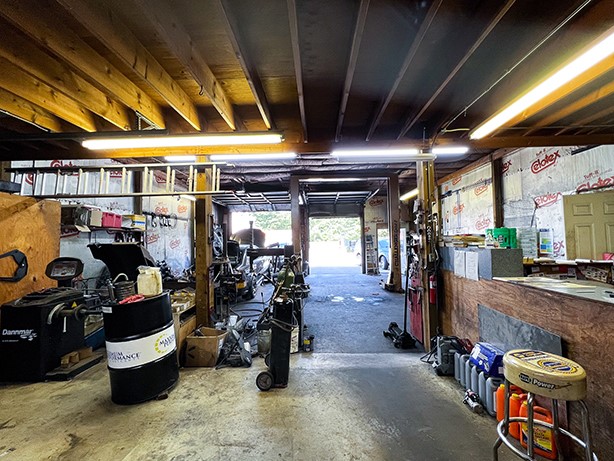 28 Chestnut Street, Girard, Pennsylvania image 2