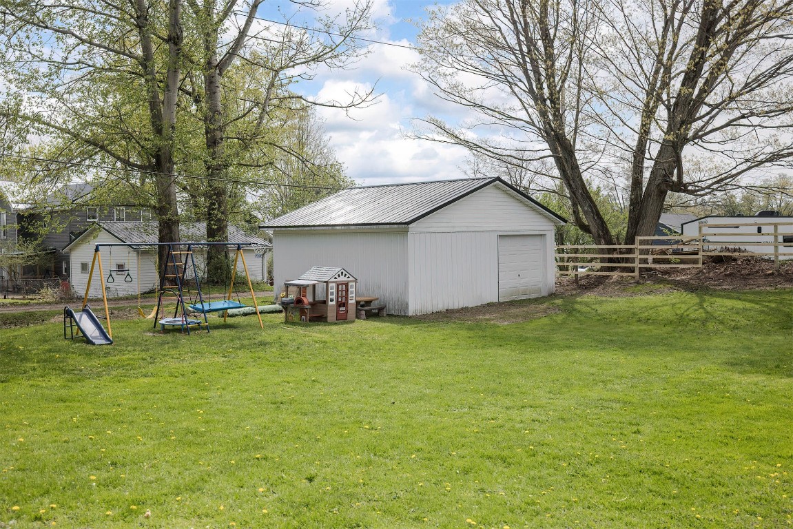 155 E 6th Street, Waterford, Pennsylvania image 44