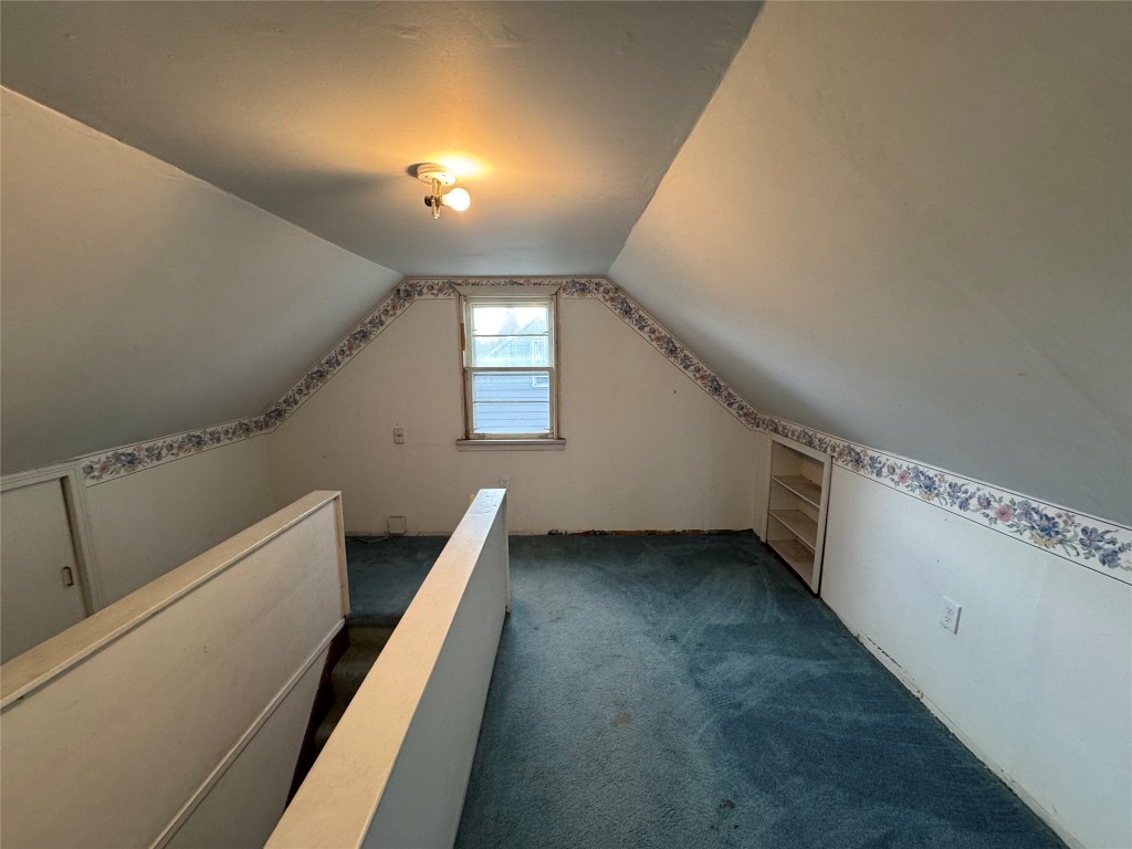 815 E 34th Street, Erie, Pennsylvania image 17