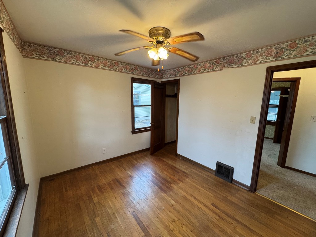 815 E 34th Street, Erie, Pennsylvania image 12