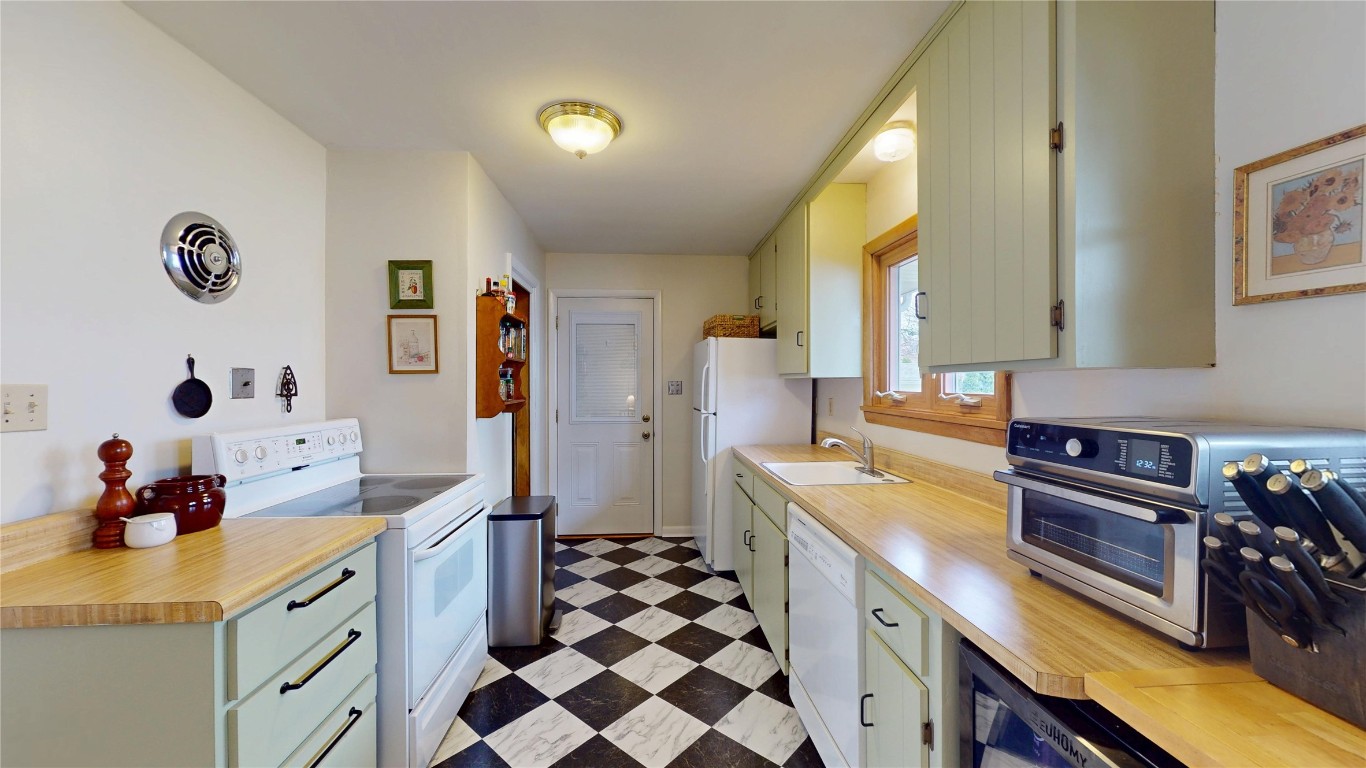 3517 Parade Boulevard, Erie, Pennsylvania image 10