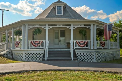 Multifamily For Sale - 232 N Main Street<br/> Cambridge Springs, PA 16403