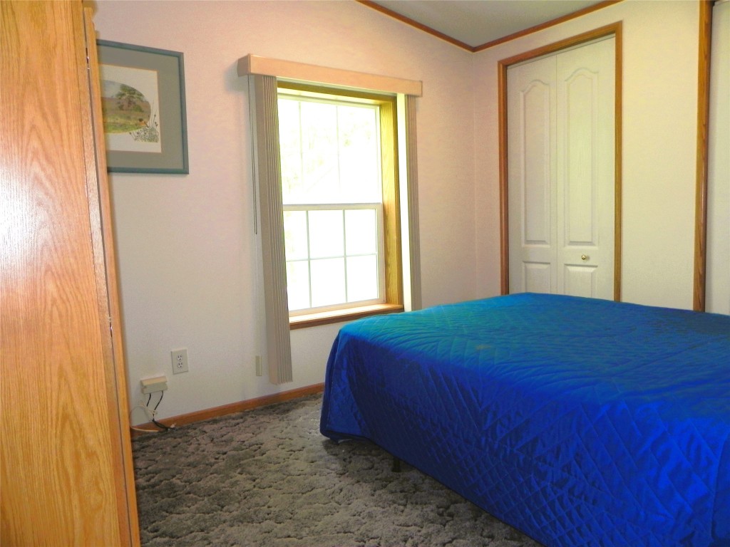 1052 Oak Lane, Espyville, Pennsylvania image 22