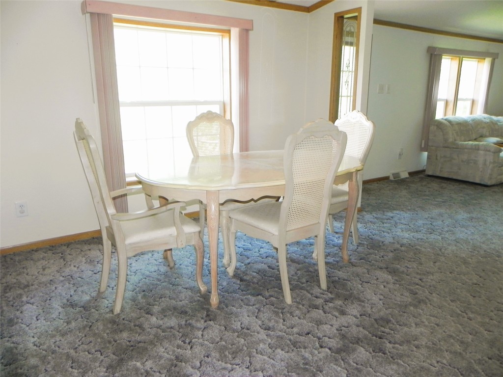 1052 Oak Lane, Espyville, Pennsylvania image 12