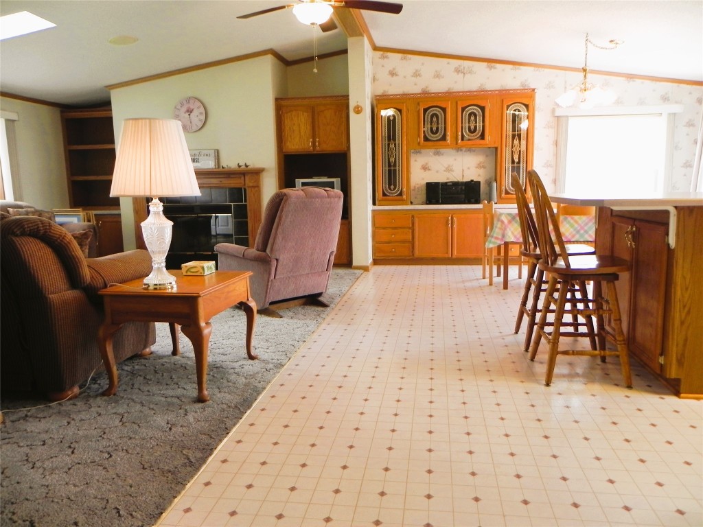 1052 Oak Lane, Espyville, Pennsylvania image 6