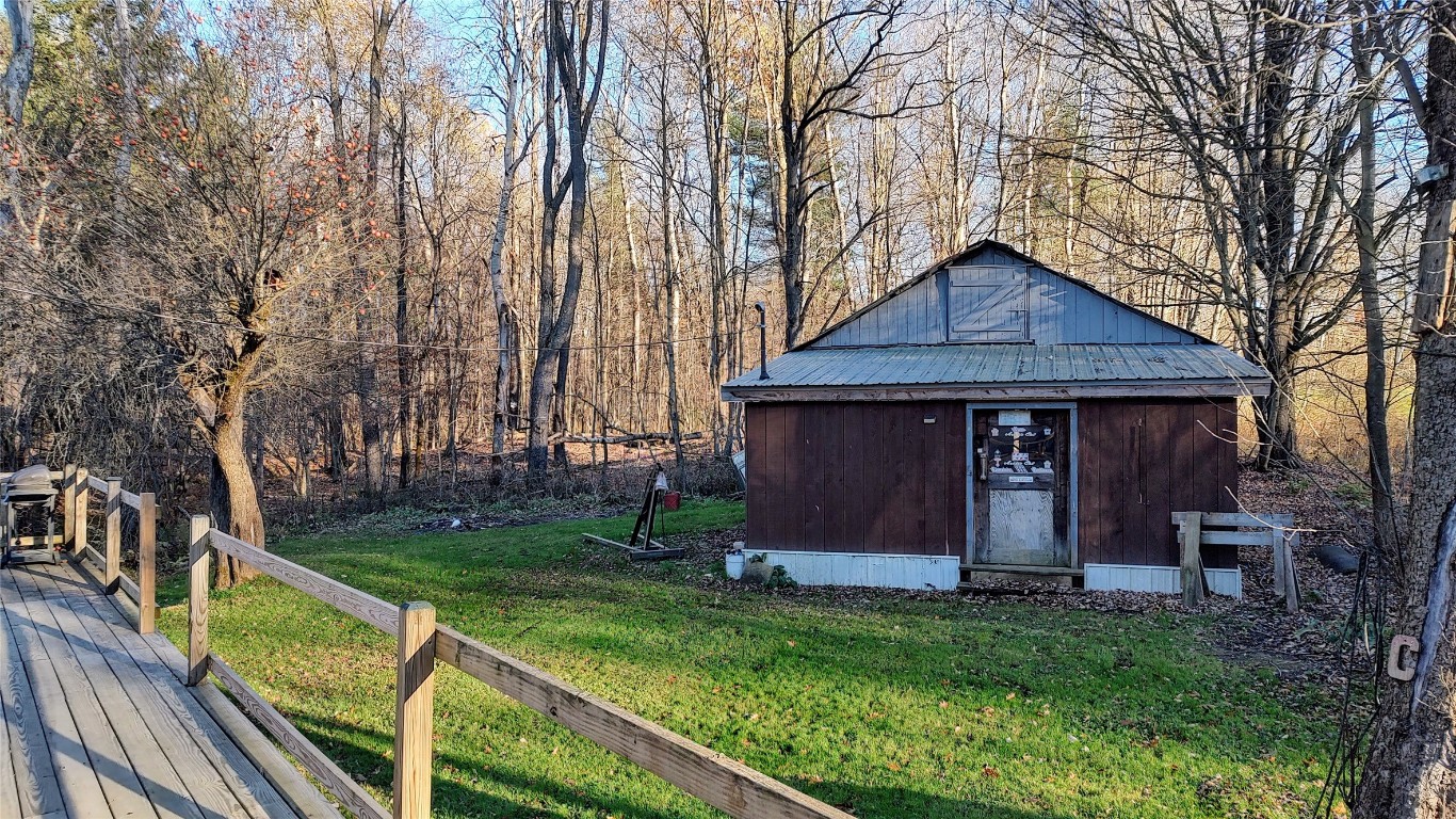 2094 Reed Road, Corry, Pennsylvania image 7