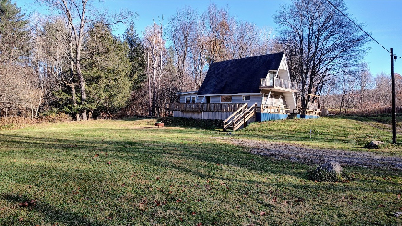 2094 Reed Road, Corry, Pennsylvania image 3