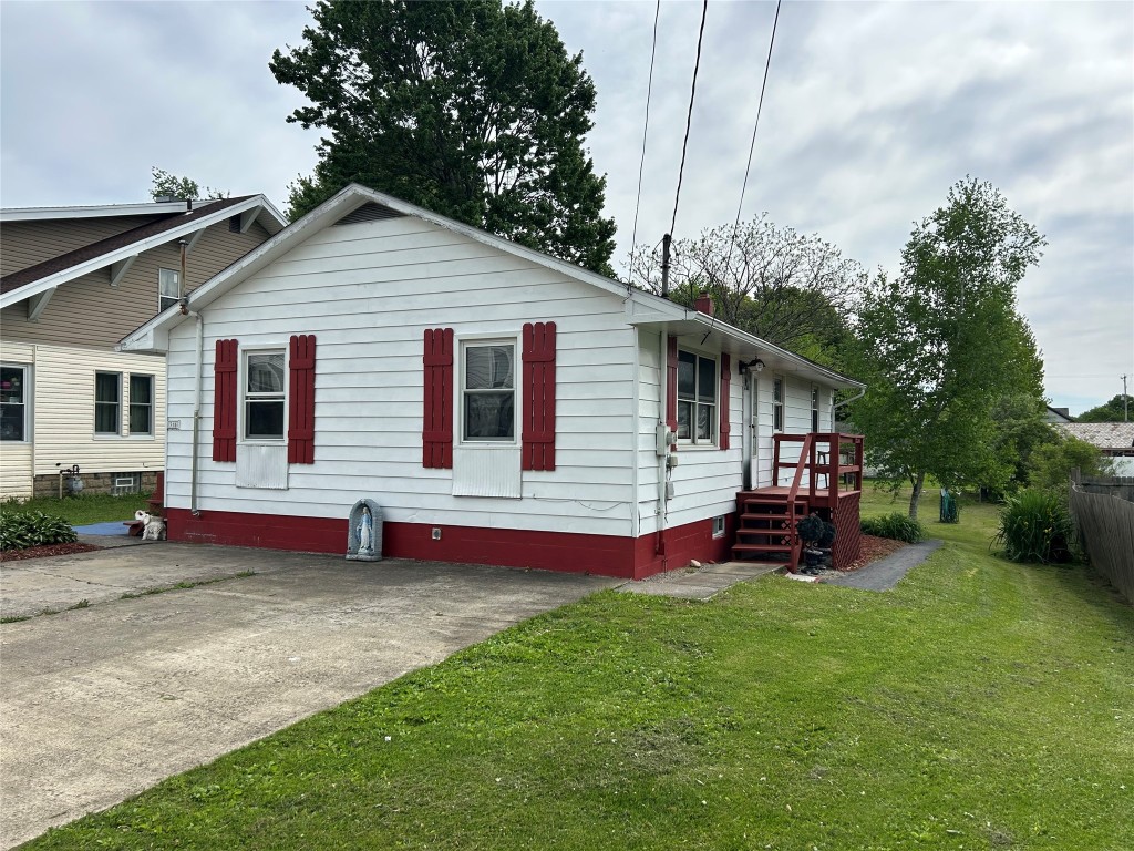 315 Wallace Avenue, Linesville, Pennsylvania image 2
