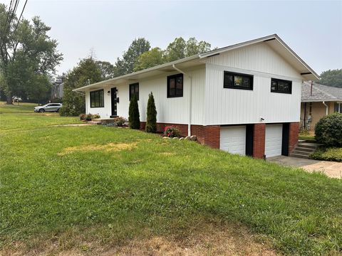 Homes For Sale - 606 Hilltop Road<br/> Erie County, Erie, PA 16509