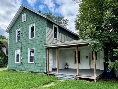 Homes For Sale - 112 Kearney Street<br/> Meadville, PA 16403