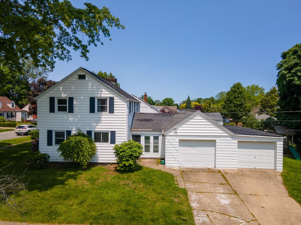 937 Montpelier Avenue, Erie, Pennsylvania image 2