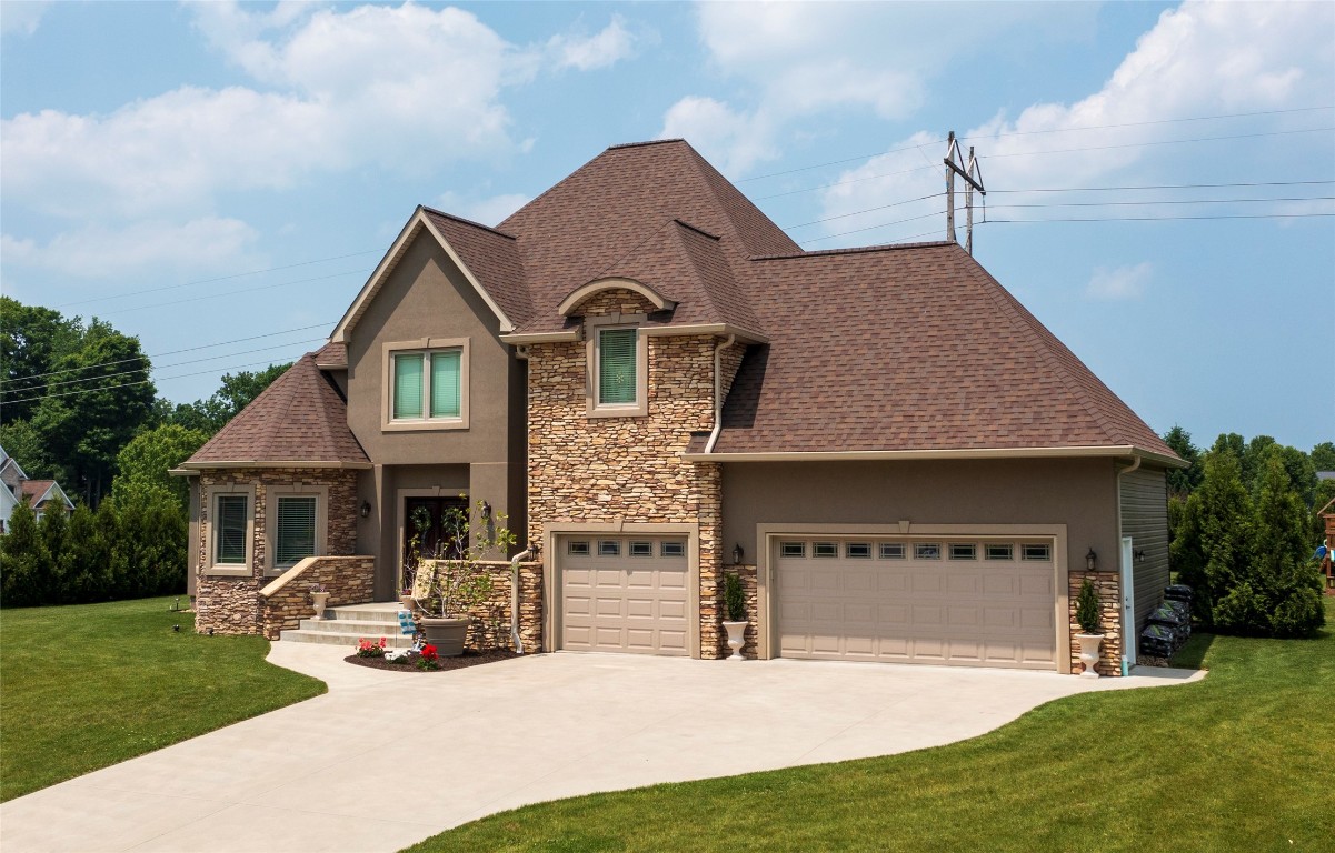 4758 Thoroughbred Loop, Erie, Pennsylvania image 1
