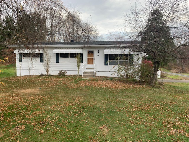 300 Maple Street, Conneaut Lake, Pennsylvania image 1