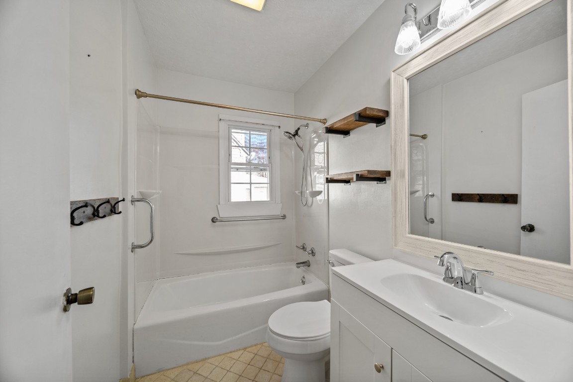417 Shenley Drive, Erie, Pennsylvania image 15