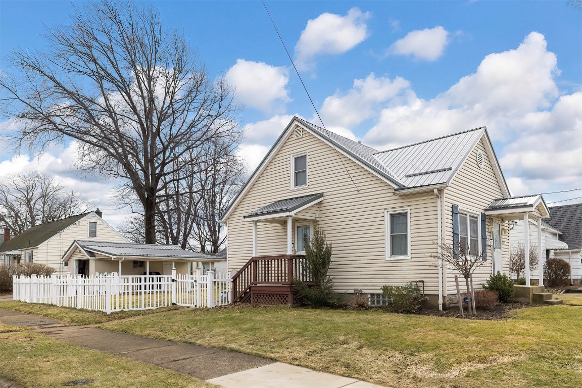 3203 Perry Street, Erie, Pennsylvania image 32