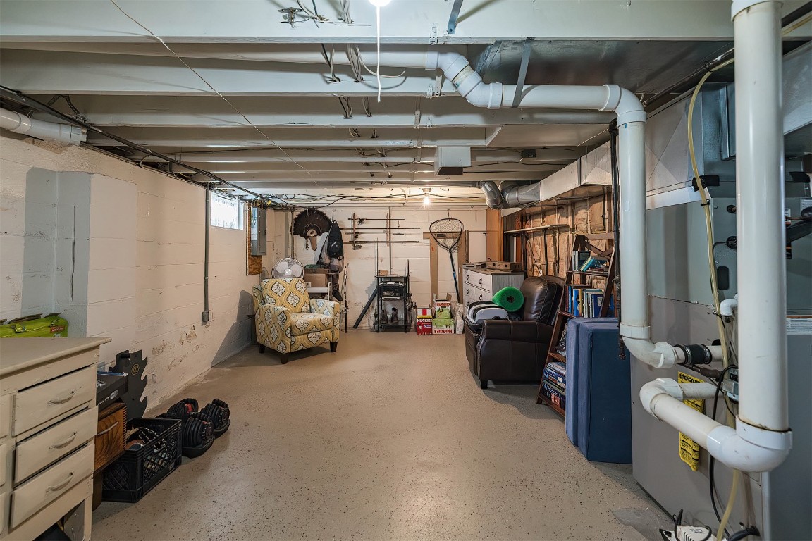 3203 Perry Street, Erie, Pennsylvania image 31