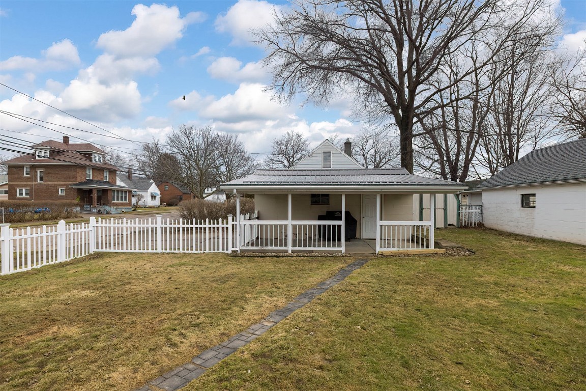 3203 Perry Street, Erie, Pennsylvania image 34