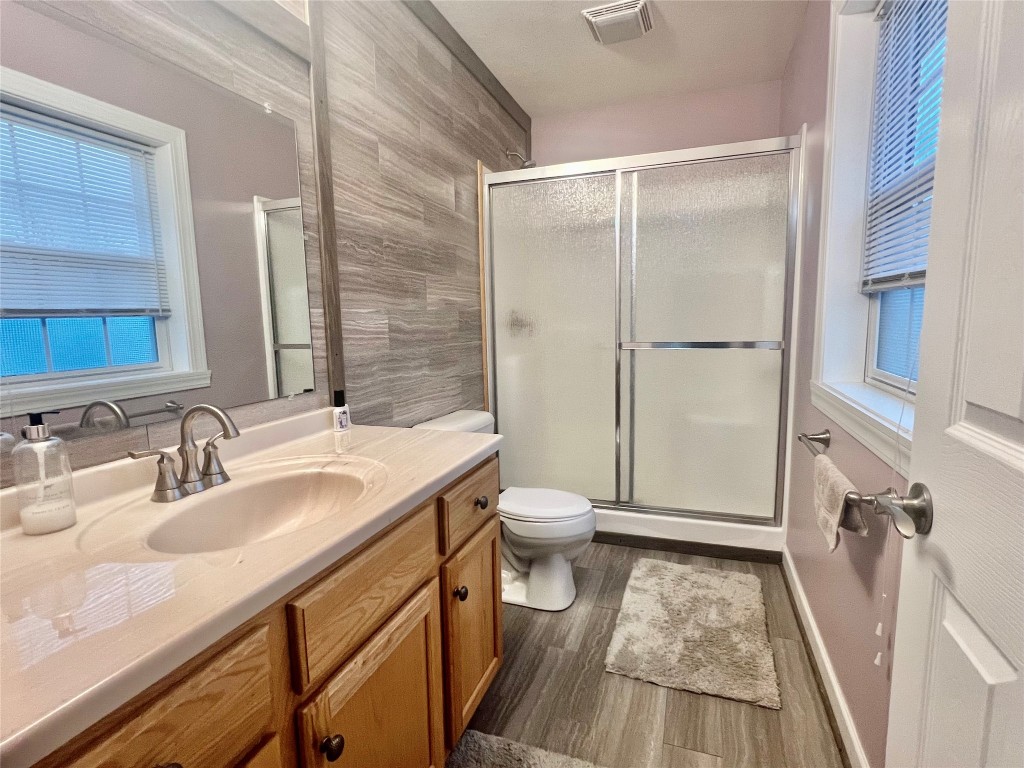 6067 Estate Drive, Erie, Pennsylvania image 17