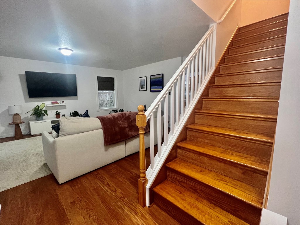 6067 Estate Drive, Erie, Pennsylvania image 14