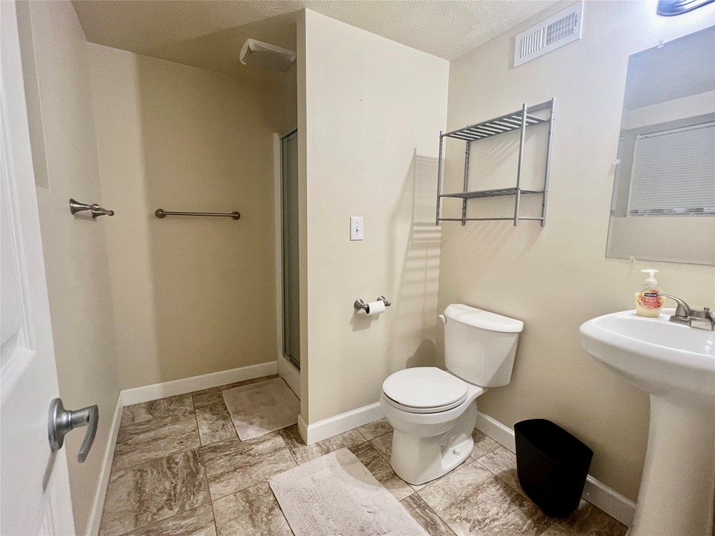 6067 Estate Drive, Erie, Pennsylvania image 26