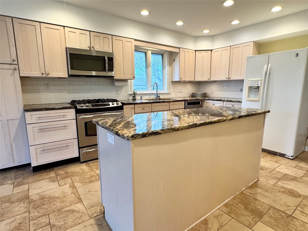 5115 Exeter Road, Erie, Pennsylvania image 11