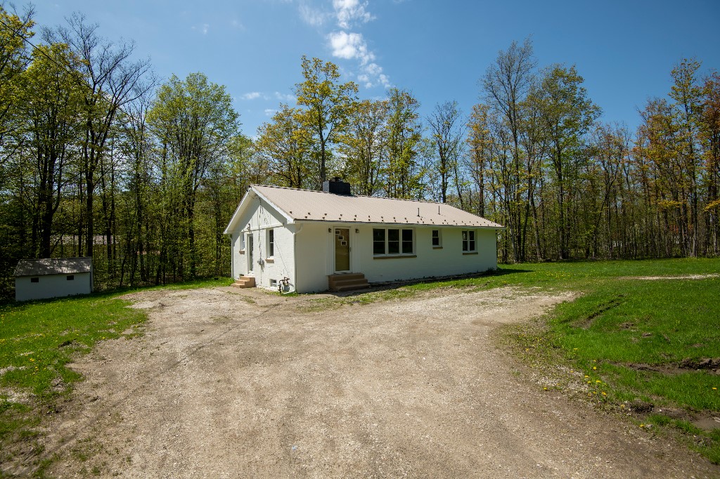 9170 Storey Road, North East, Pennsylvania image 3