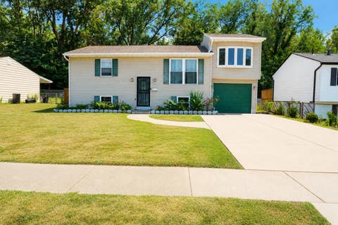 Homes For Sale - 2519 E 26th Street<br/> Erie, PA 16510