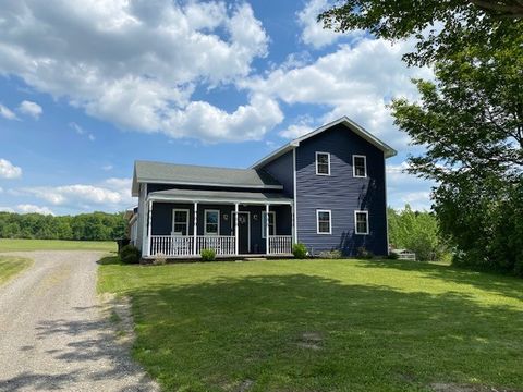 Homes For Sale - 15153 Route 8<br/> Union City, PA 16438