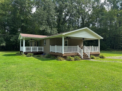 Homes For Sale - 8928 Mullen Drive<br/> Crawford County, Linesville, PA 16424