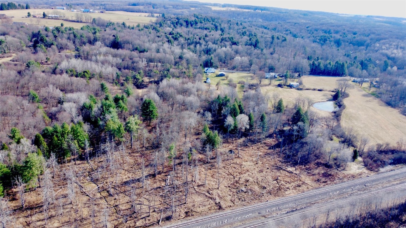 13040 Lovell Road, Corry, Pennsylvania image 13